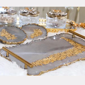 HANDMADE Large Decorative Resin tray Elegant Tray W/ Glass Rim Crystal Clear & Gold Handles Perfume Tray Geode Resin Tray Coasters